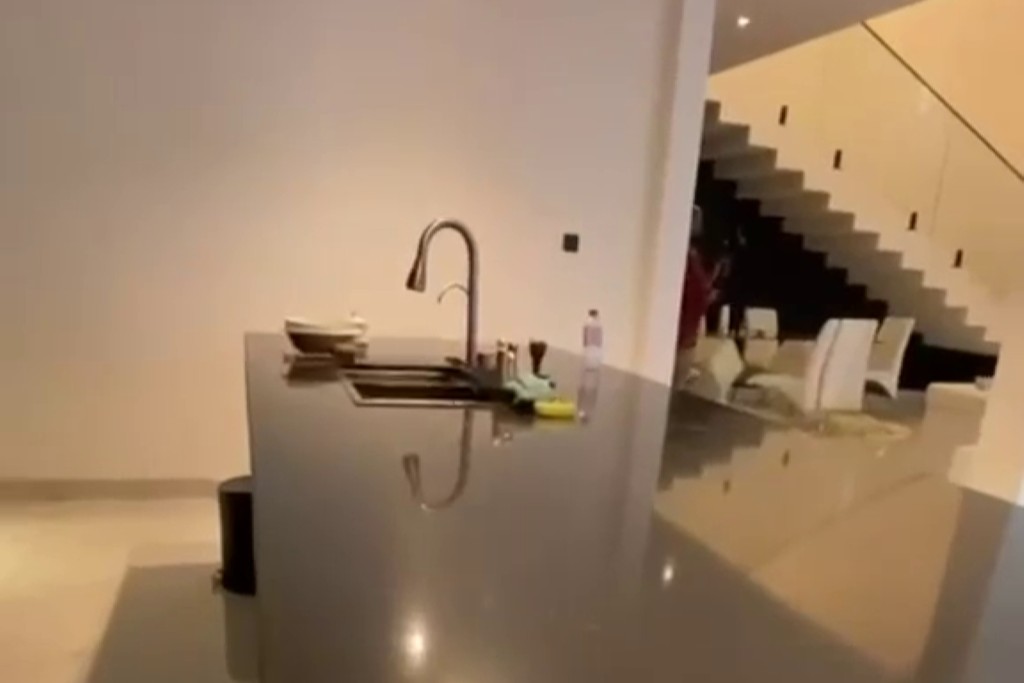 5-Bedroom House 1.jpg